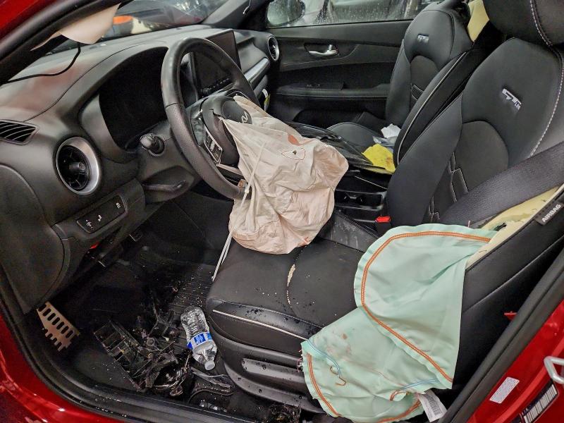 Фото 7 - KIA FORTE