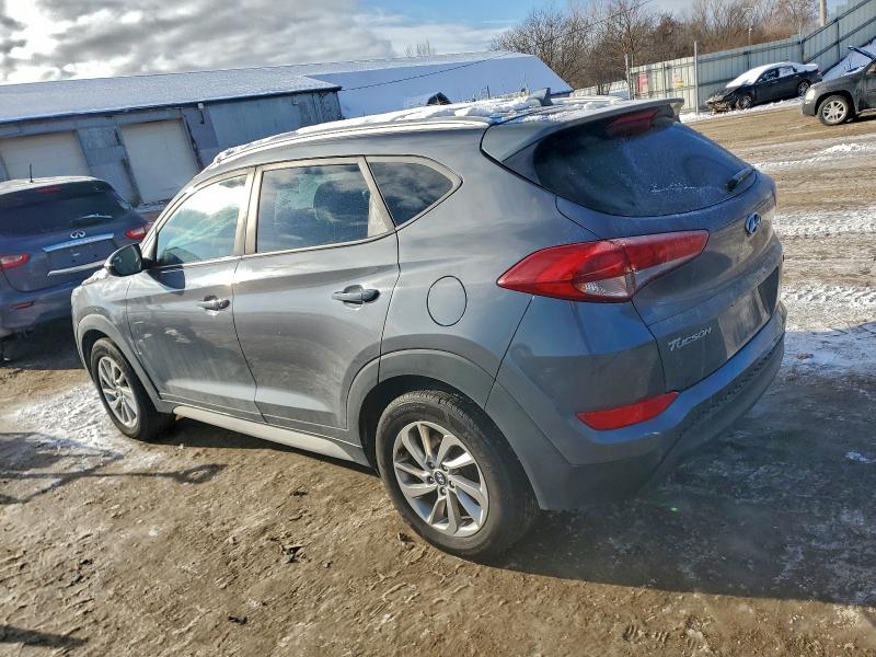 Фото 2 - HYUNDAI TUCSON