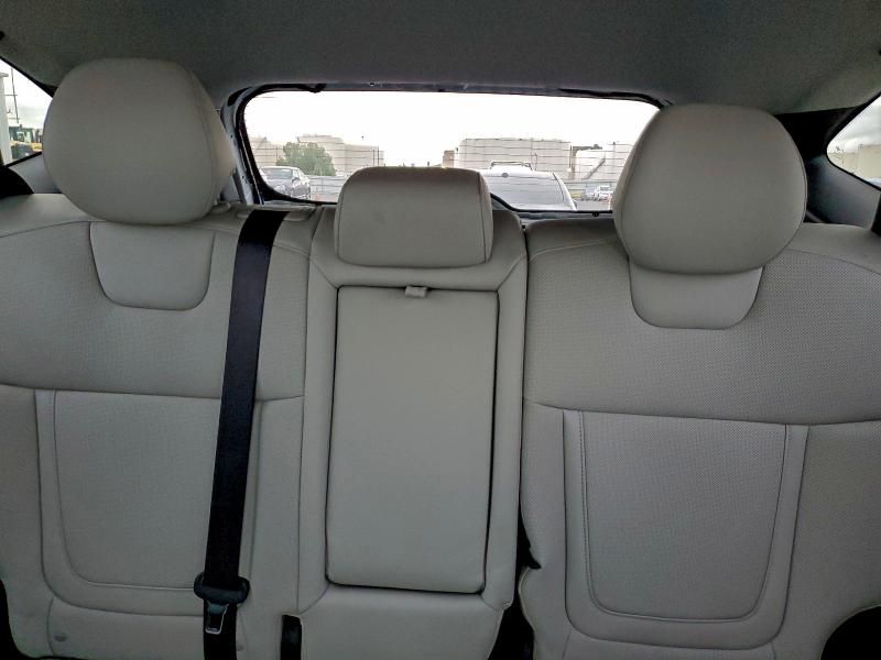 Фото 10 - HYUNDAI TUCSON