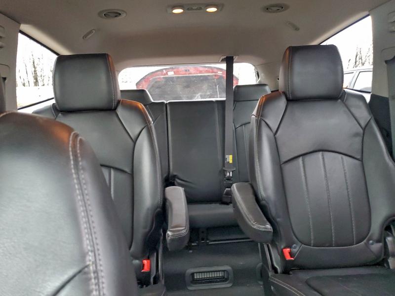 Фото 10 - CHEVROLET TRAVERSE