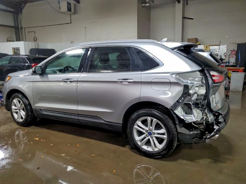 Фото 2 - FORD EDGE