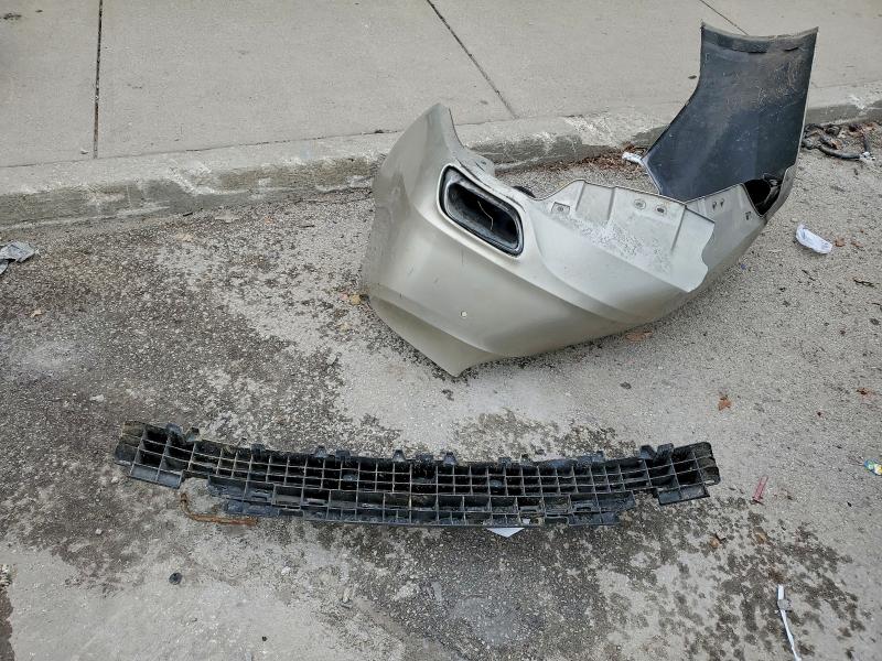 Фото 12 - BUICK LACROSSE