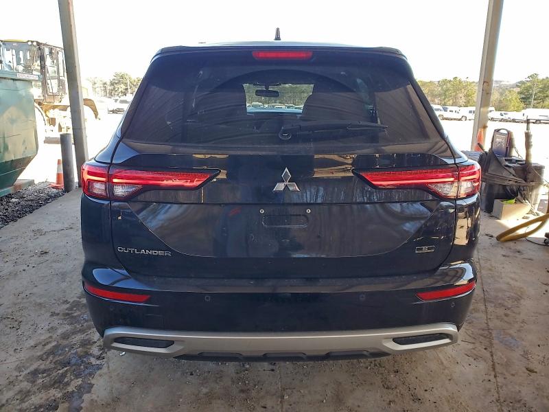 Фото 6 - MITSUBISHI OUTLANDER