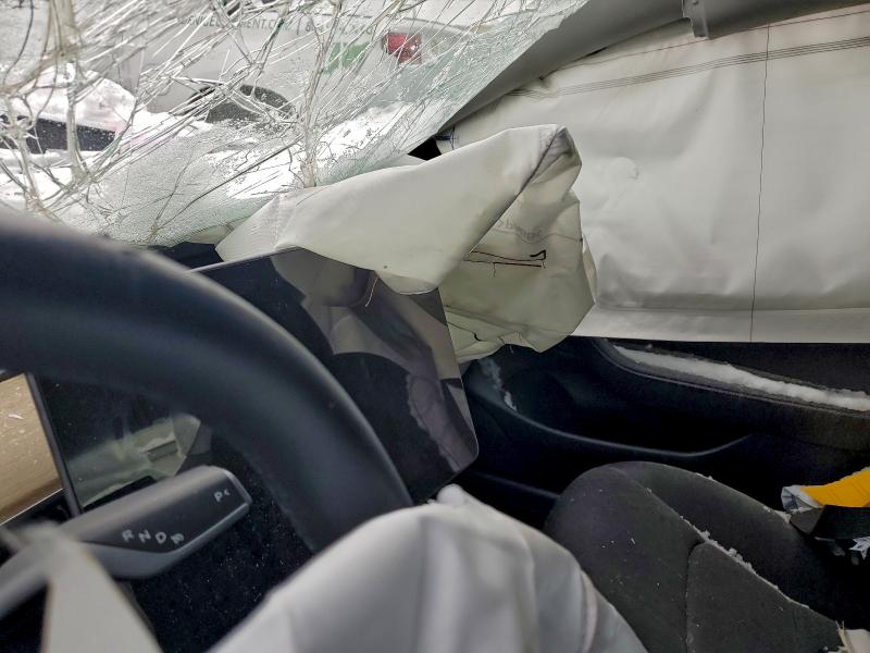 Фото 9 - TESLA MODEL 3