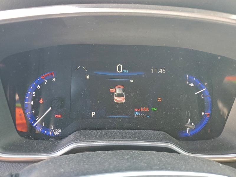 Фото 9 - TOYOTA COROLLA