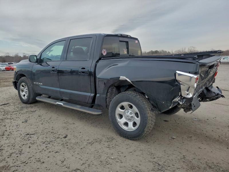 Фото 2 - NISSAN TITAN