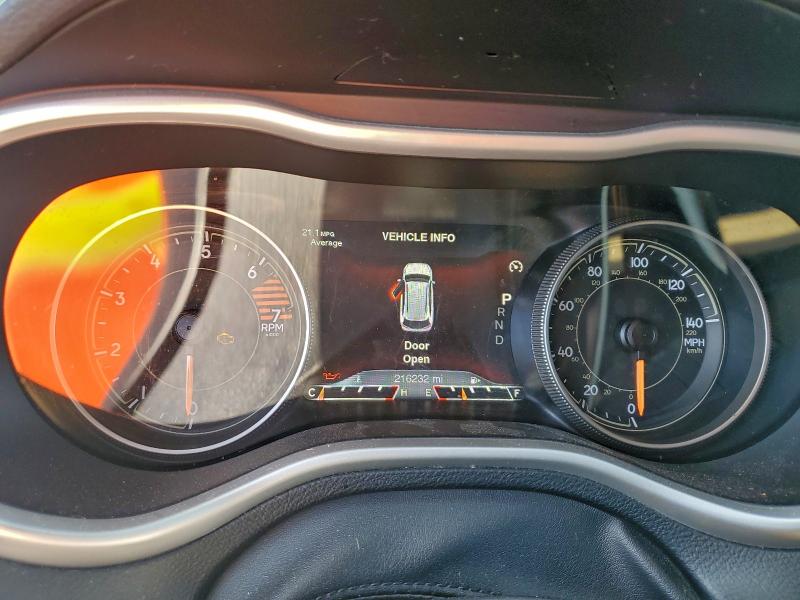 Фото 9 - JEEP GRAND CHER