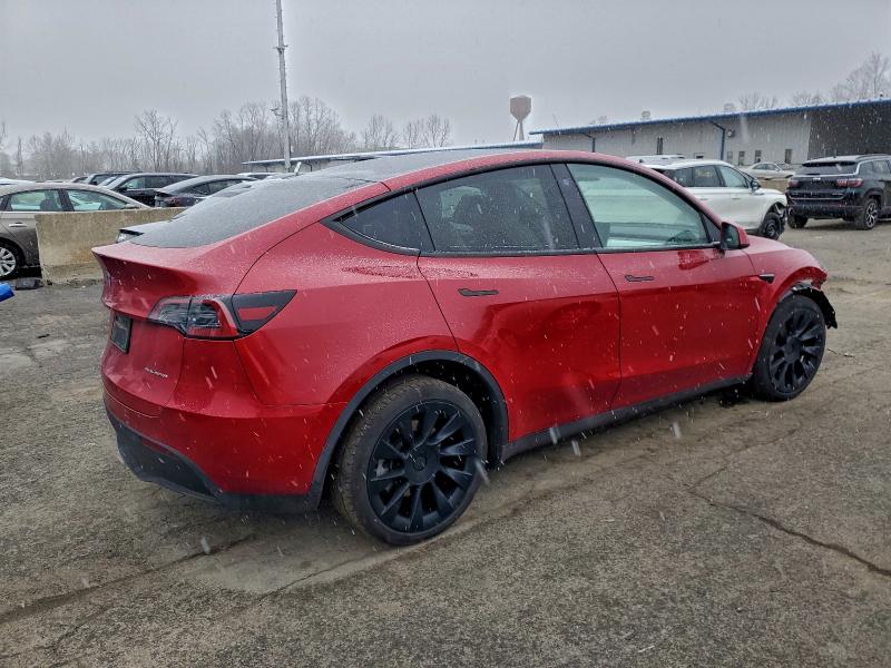 Фото 3 - TESLA MODEL Y