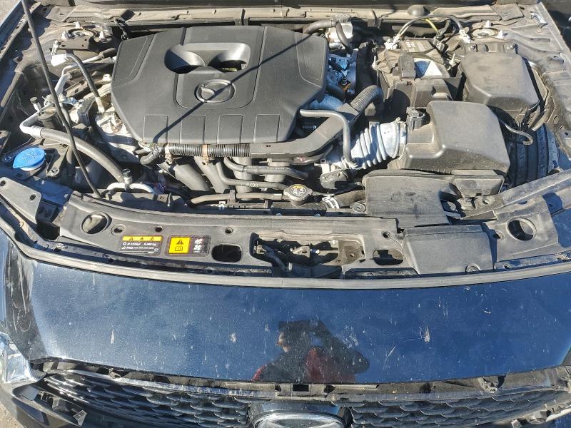 Фото 11 - MAZDA 3