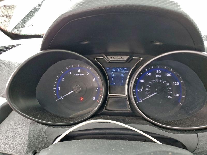 Фото 9 - HYUNDAI VELOSTER