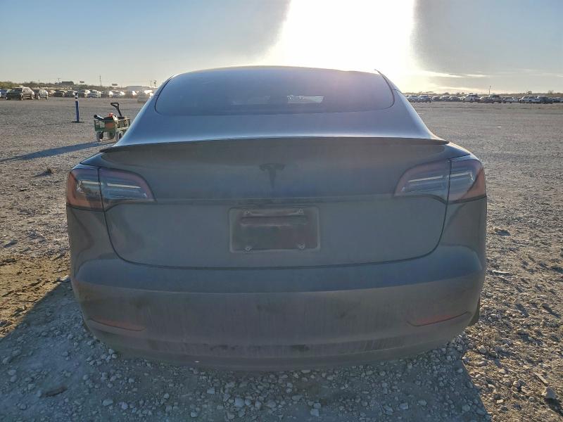 Фото 6 - TESLA MODEL 3