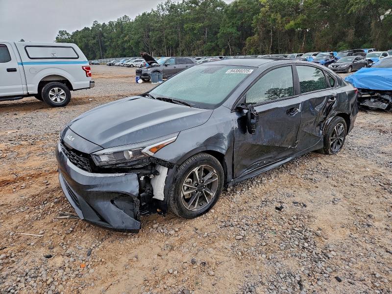 Фото 1 - KIA FORTE