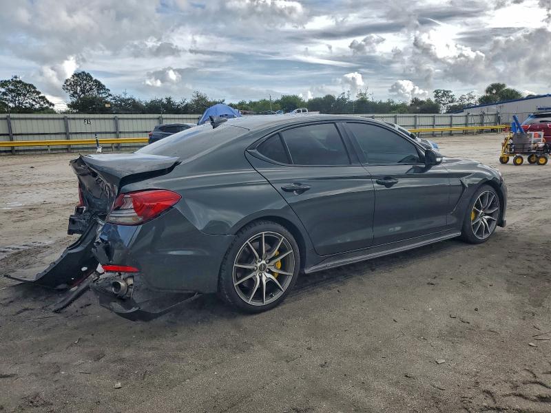 Фото 3 - GENESIS G70