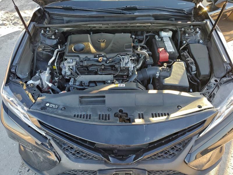 Фото 11 - TOYOTA CAMRY