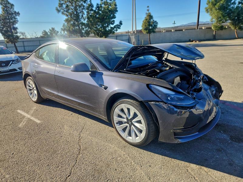 Фото 4 - TESLA MODEL 3