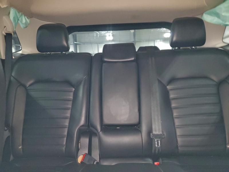 Фото 10 - FORD EDGE