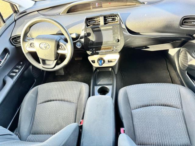 Фото 9 - TOYOTA PRIUS