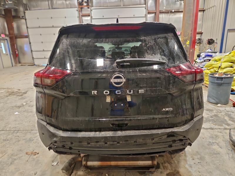 Фото 6 - NISSAN ROGUE