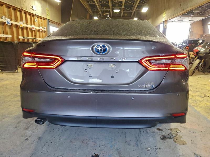 Фото 6 - TOYOTA CAMRY