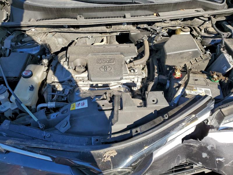 Фото 12 - TOYOTA RAV4