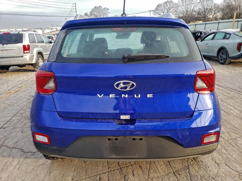 Фото 6 - HYUNDAI VENUE