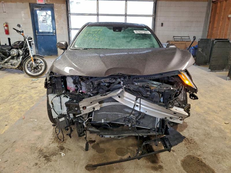 Фото 5 - TOYOTA CAMRY