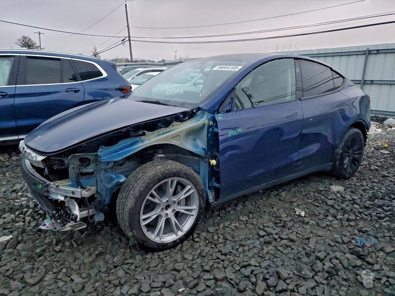 Фото 1 - TESLA MODEL Y