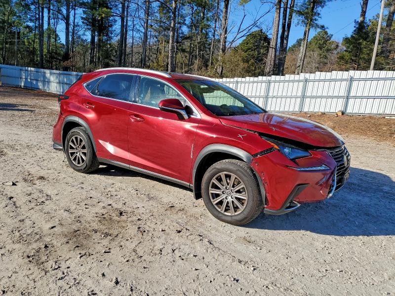 Фото 4 - LEXUS NX