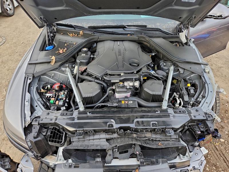 Фото 11 - GENESIS G80