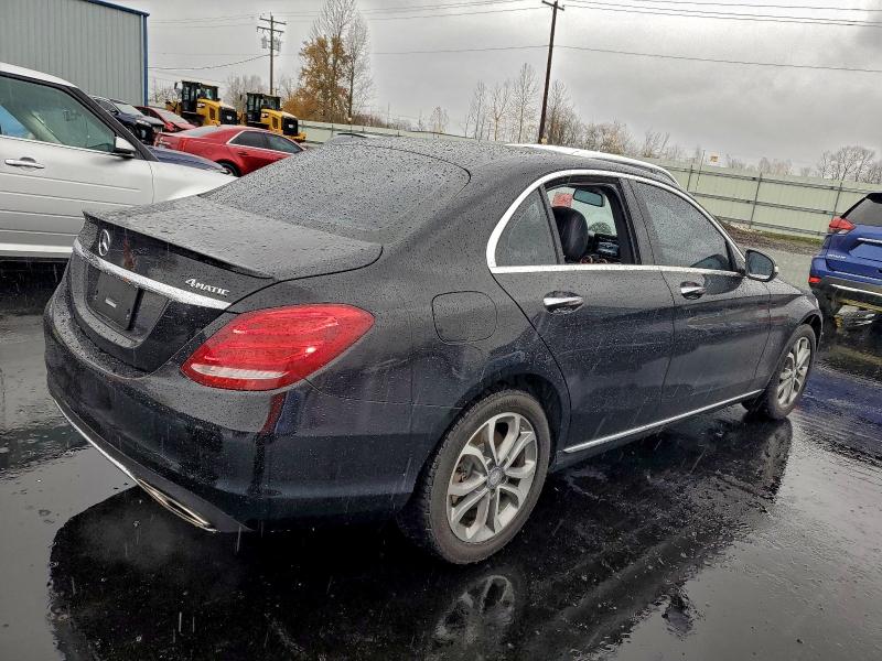 Фото 3 - MERCEDES-BENZ C-CLASS