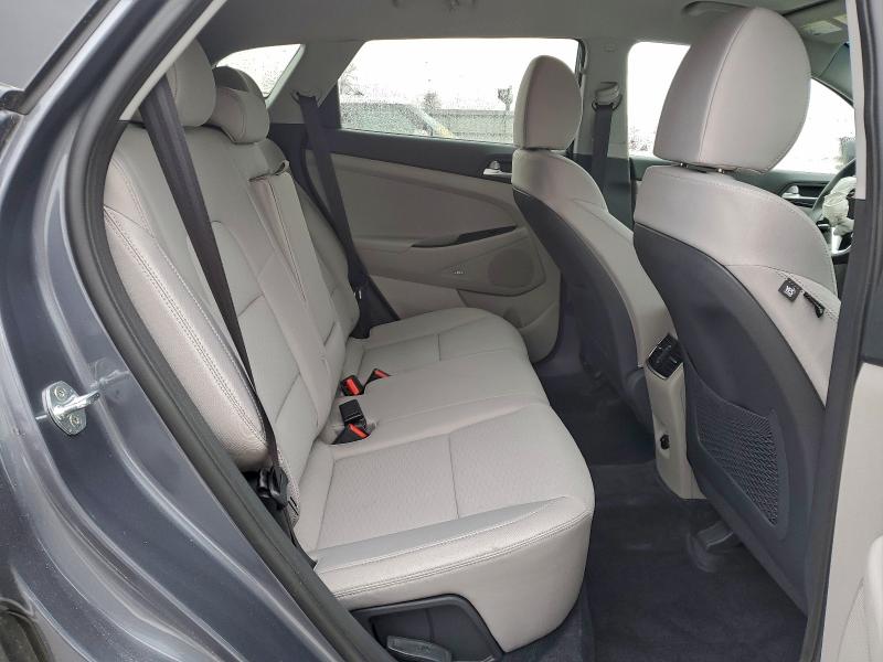 Фото 11 - HYUNDAI TUCSON