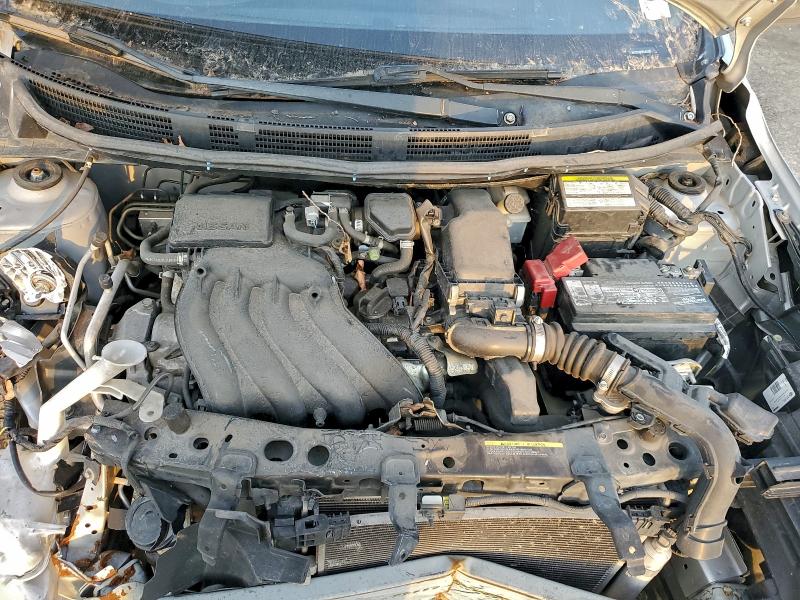 Фото 11 - NISSAN VERSA