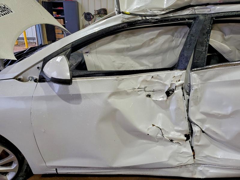 Фото 7 - HYUNDAI ACCENT