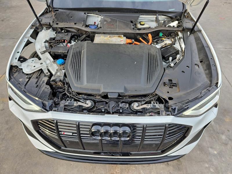 AUDI E-TRON 2022 VIN WA11AAGE0NB044353