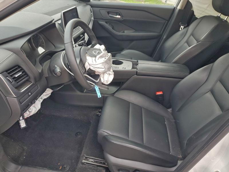 Фото 7 - NISSAN ROGUE