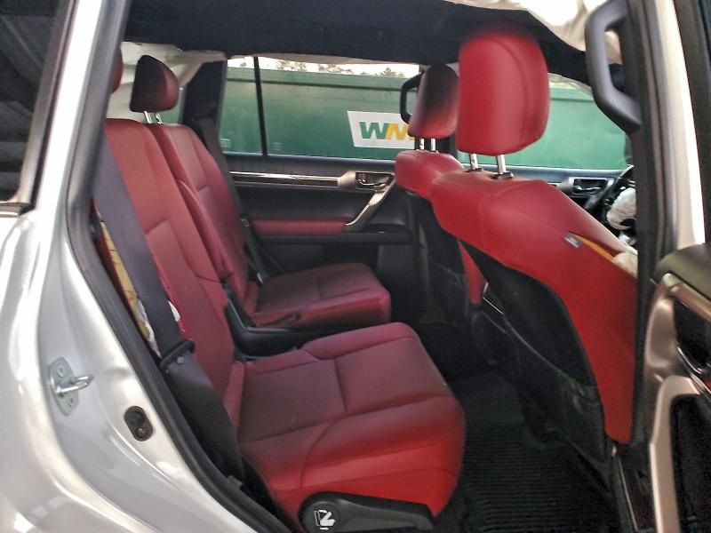 Фото 10 - LEXUS GX