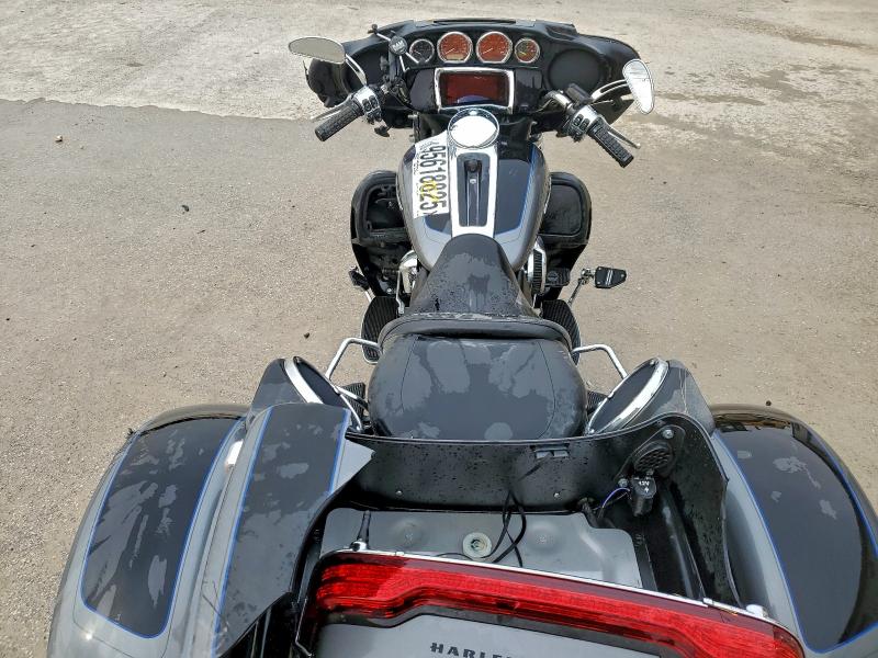 HARLEY-DAVIDSON FL 2022