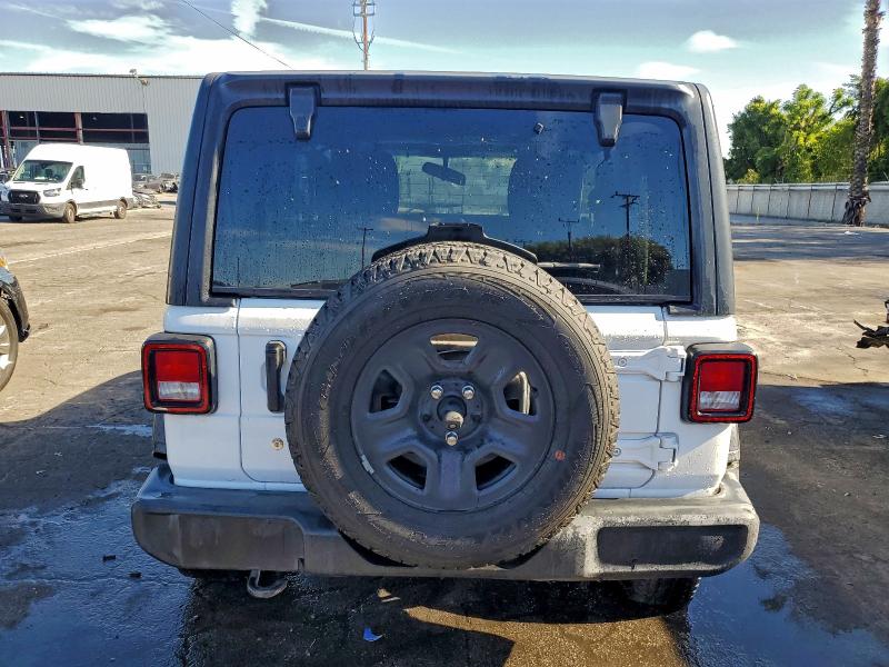 Фото 6 - JEEP WRANGLER