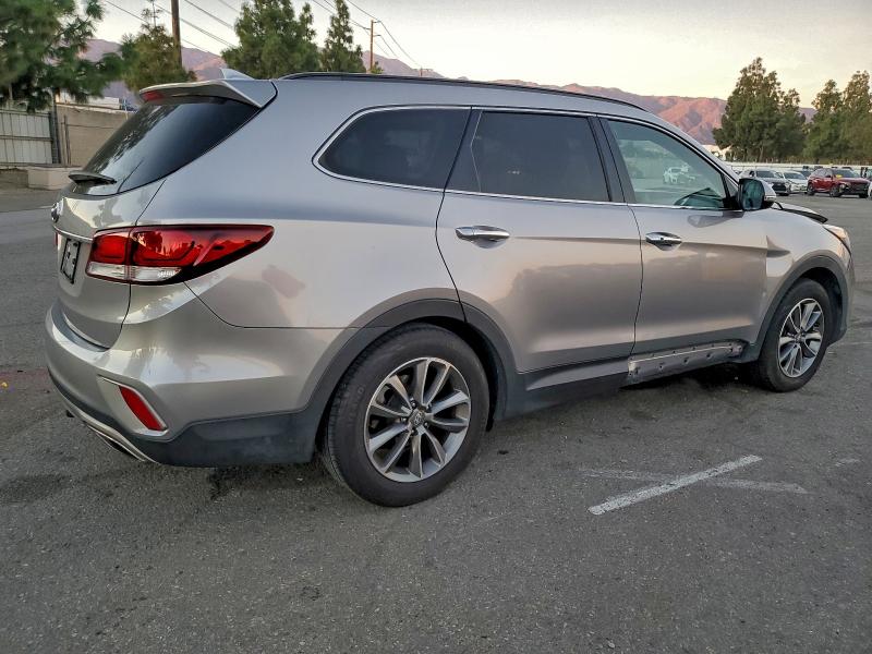 Фото 3 - HYUNDAI SANTA FE