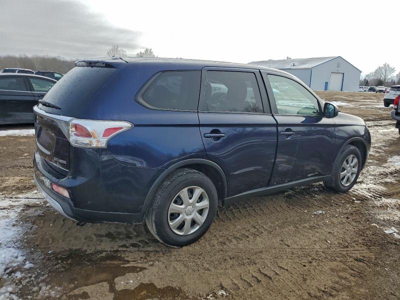 Фото 3 - MITSUBISHI OUTLANDER