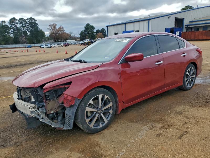 Фото 1 - NISSAN ALTIMA