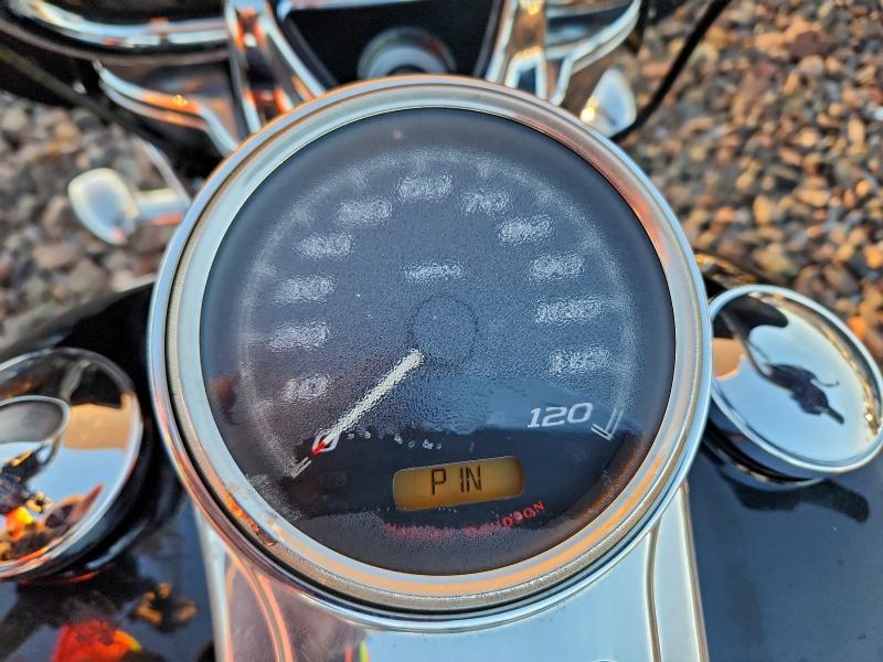 HARLEY-DAVIDSON FL 2016