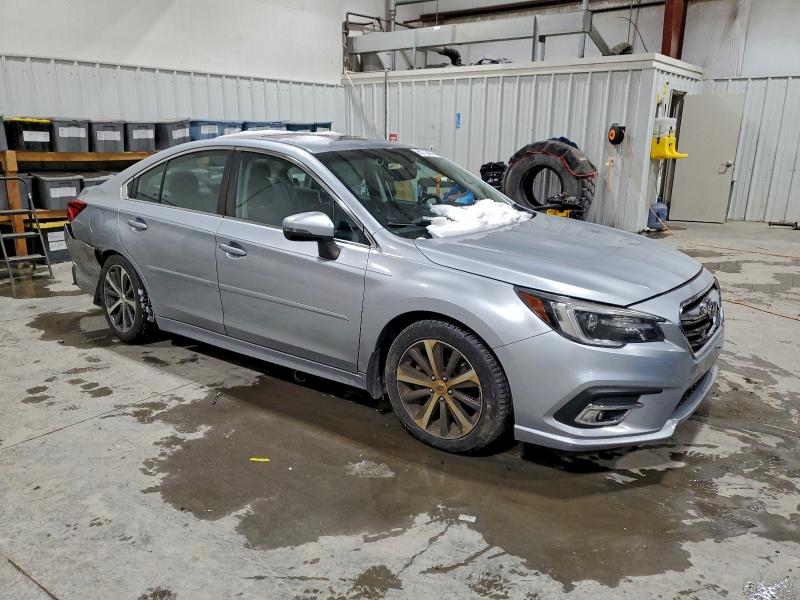 Фото 4 - SUBARU LEGACY