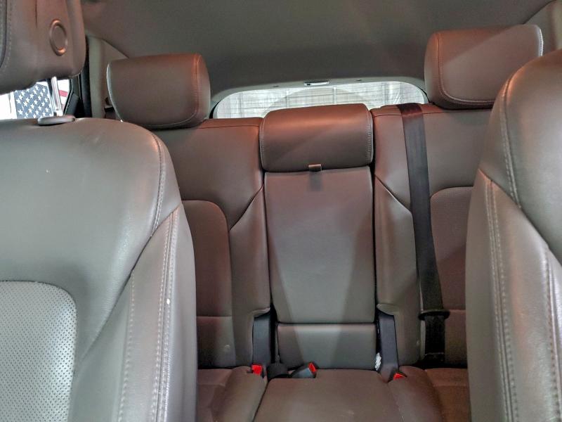 Фото 10 - HYUNDAI SANTA FE