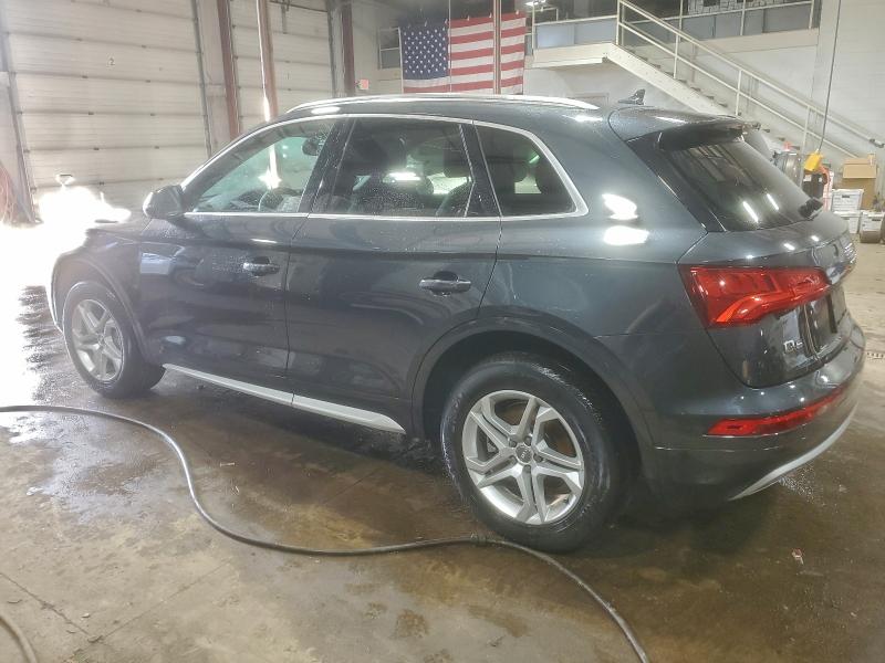 Фото 2 - AUDI Q5