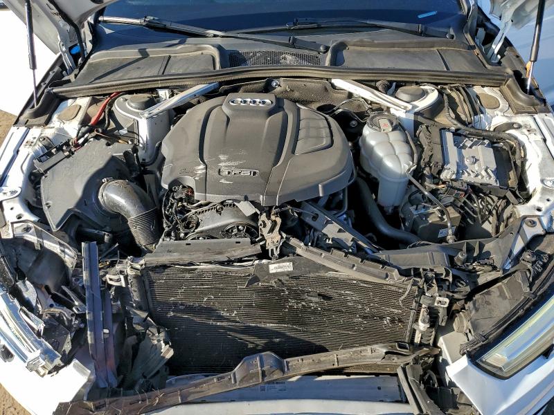 Фото 11 - AUDI A4