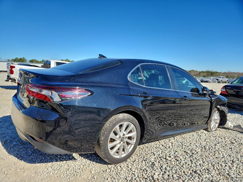 Фото 3 - TOYOTA CAMRY