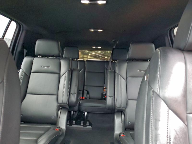 Фото 10 - CADILLAC ESCALADE