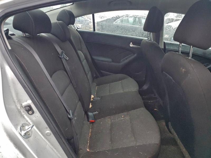 Фото 10 - KIA FORTE