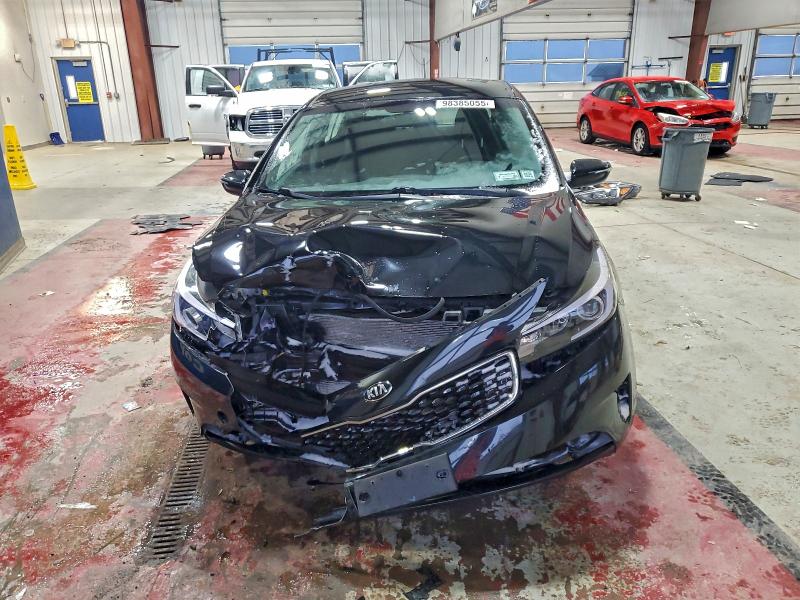 Фото 5 - KIA FORTE